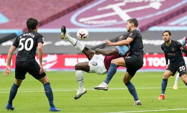  安东尼奥头球摆渡西汉铁锤帮高中锋接力破门击败伯恩利