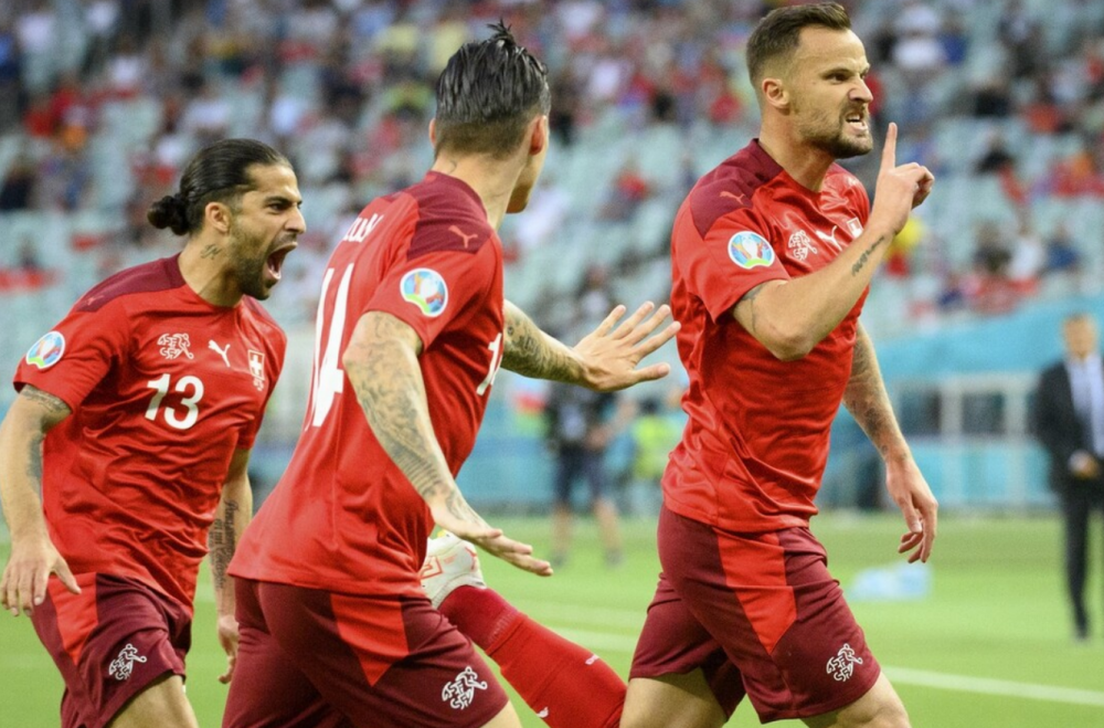  哈兰德帽子戏法助曼城轻取阿森纳  